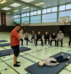 Erste-Hilfe- und Reanimations-Training in der Herzsportgruppe