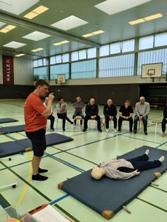 Erste-Hilfe- und Reanimations-Training in der Herzsportgruppe
